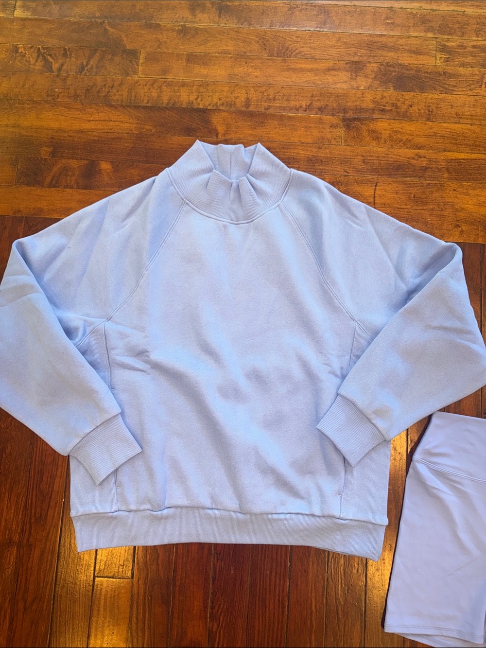 COMFRT mock pull over and biker shorts set in Allure - Picture 2 of 8